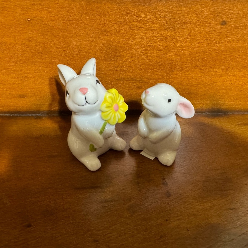 Vintage White Ceramic Bunny Salt and Pepper Shakers